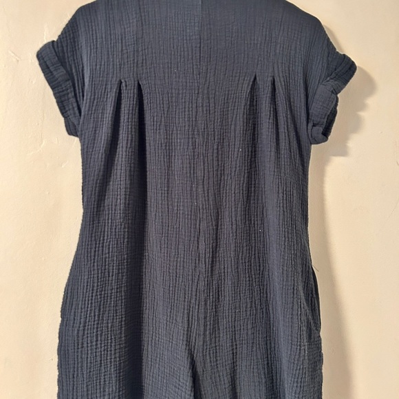 Black Button-Up Short Sleeve Dress - Picture 4 of 5